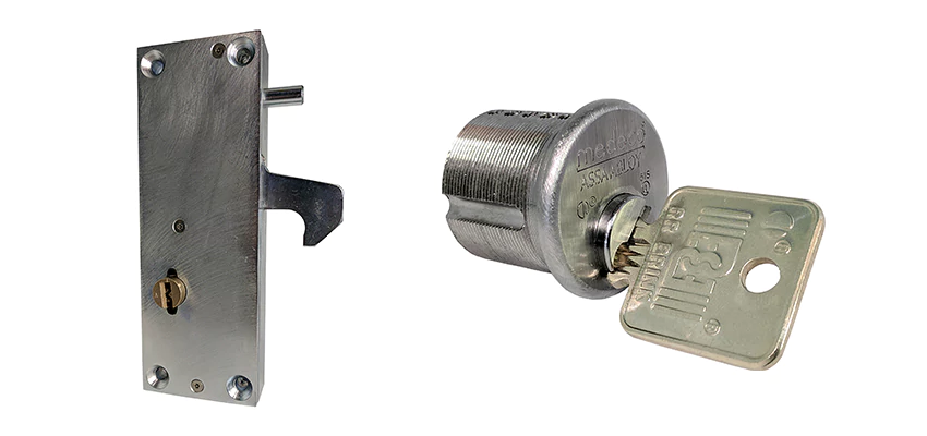 RR Fence Gates Brink Locks Repair in Desert Hot Springs, California